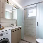Spacious & Luxe 3br Downtown 1min To Apartment Kos-Stadt