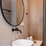 Spacious & Luxe 3br Downtown 1min To *