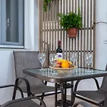 Spacious & Luxe 3br Downtown 1min To * Kos By