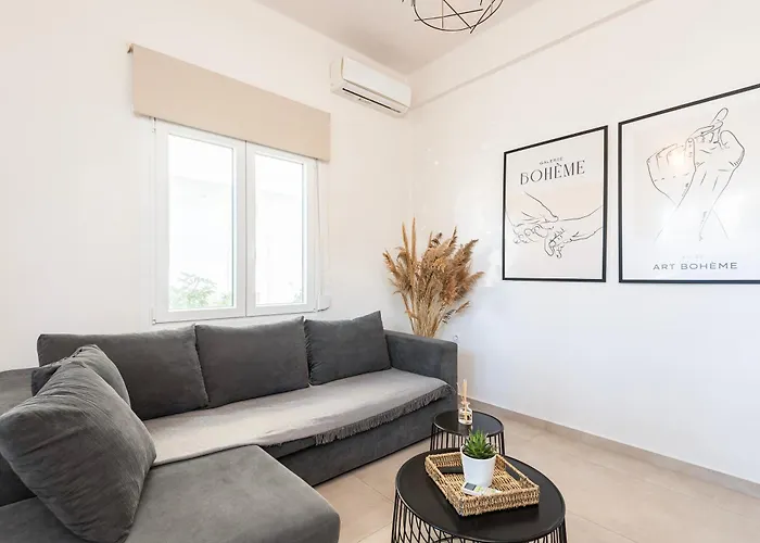 Spacious & Luxe 3br Downtown 1min To Apartment Kos Town