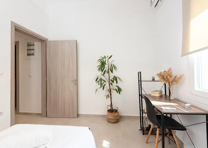 Spacious & Luxe 3br Downtown 1min To Apartment *