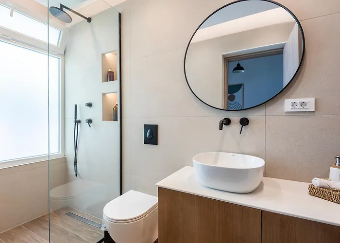 Apartment Spacious & Luxe 3br Downtown 1min To