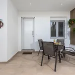 Διαμέρισμα Spacious & Luxe 3br Downtown 1min To *