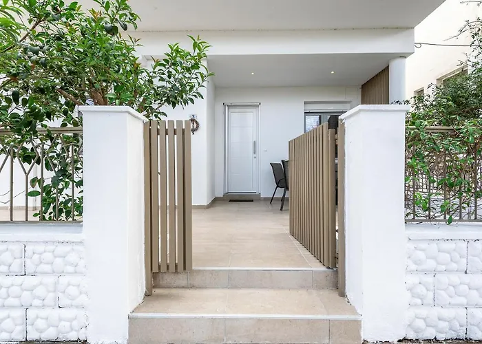 Spacious & Luxe 3br Downtown 1min To Kos-stad