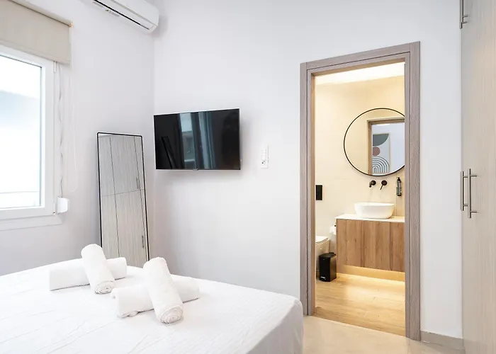 Spacious & Luxe 3br Downtown 1min To Kos-stad